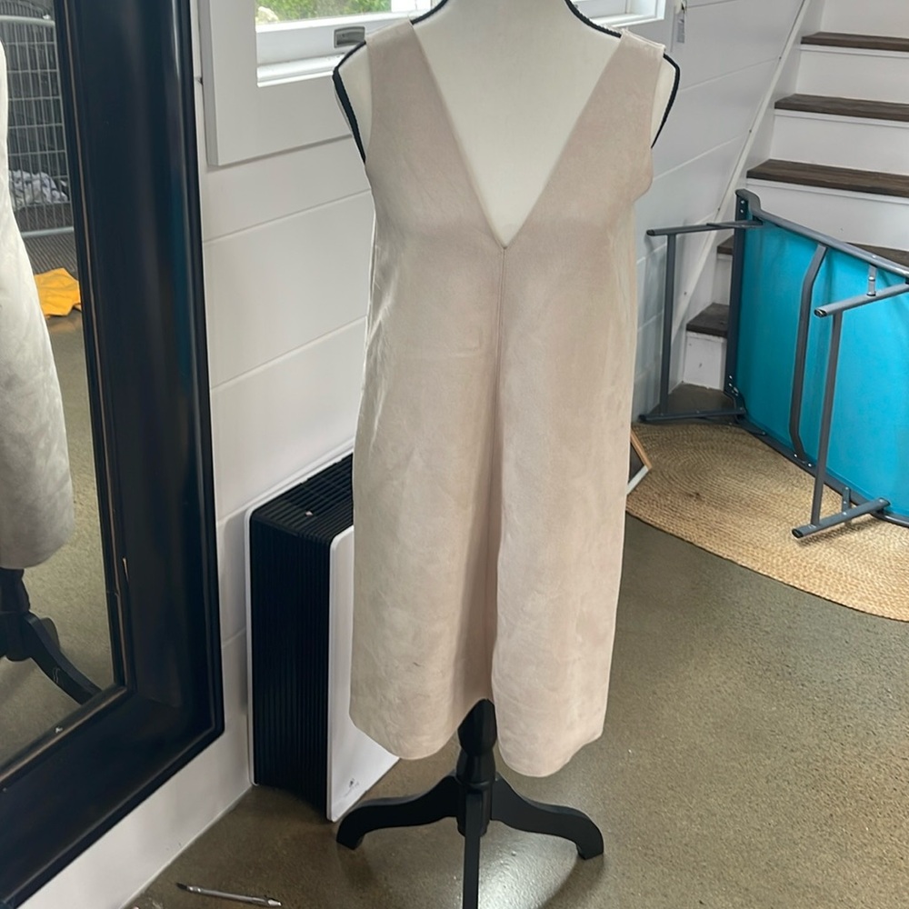 Zara Beige Cream Sleeveless V-Neck Shift Dress